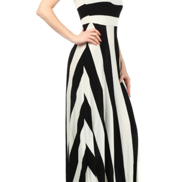 Plus Strapless Stripe Maxi Dress - 2XL - Picture 3 of 4